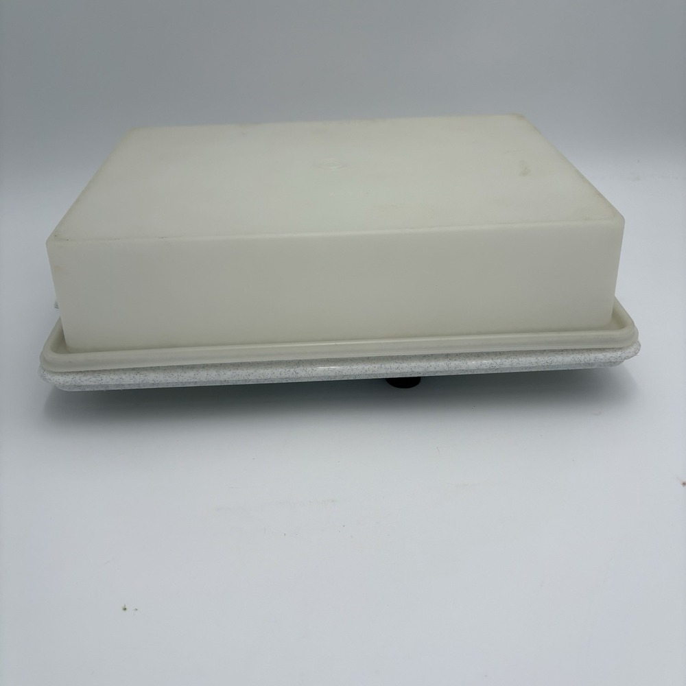 Vintage Tupperware Rectangle 9x13 Cake Keeper Carrier w/ Lid No Handle
